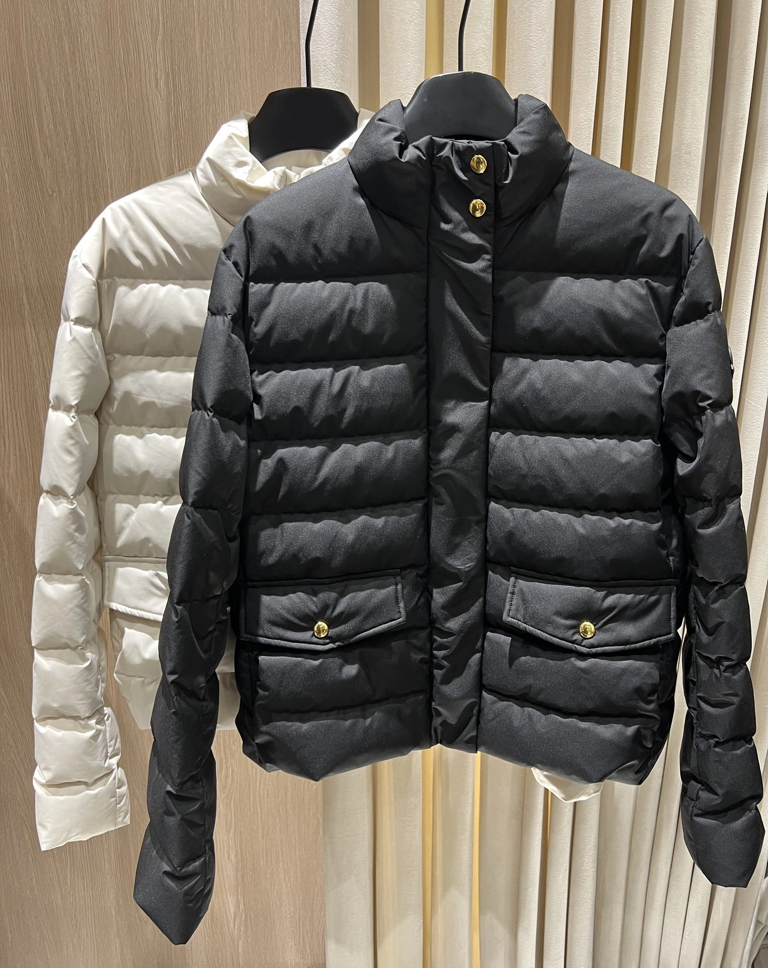 wg.luxury-- 7o9385r Down jacket white goose down 2colour item: E-F140J1220-2H